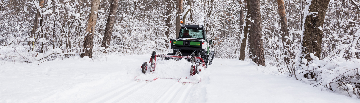 Cross-country ski trail at Vadnais-Snail Lakes Regional Park