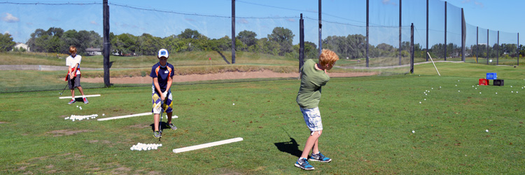 Junior golfer at The Ponds at Battle Creek